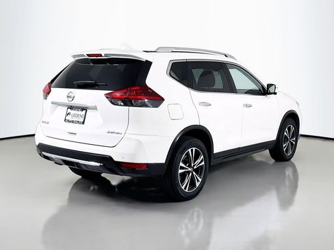 Used 2020 Nissan Rogue SV w/ Premium Package AWD/4WD image 4