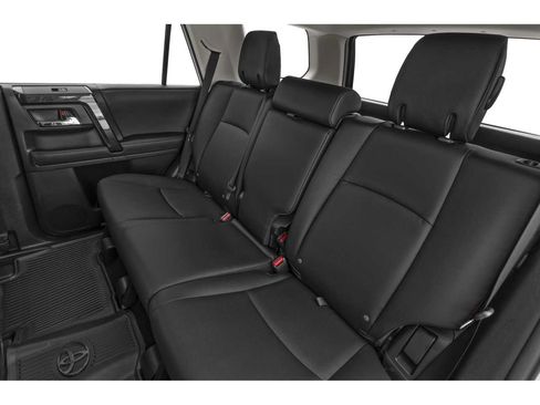 Certified 2024 Toyota 4Runner TRD Off-Road Premium w/ Moonroof Package AWD/4WD image 9