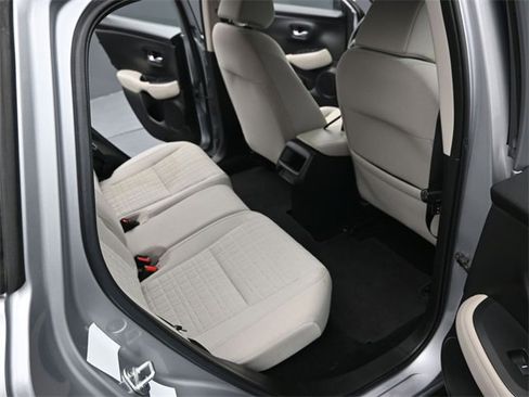 Used 2023 Honda HR-V LX image 17