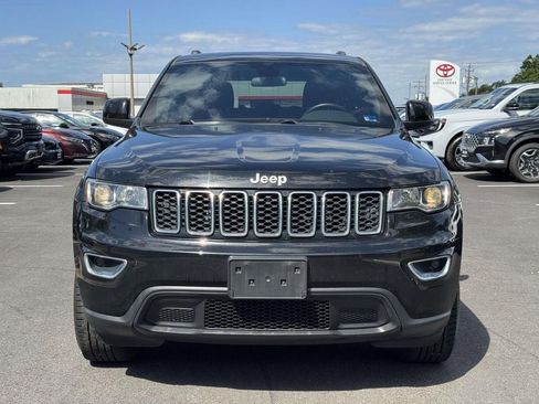 Used 2021 Jeep Grand Cherokee Laredo AWD/4WD image 24
