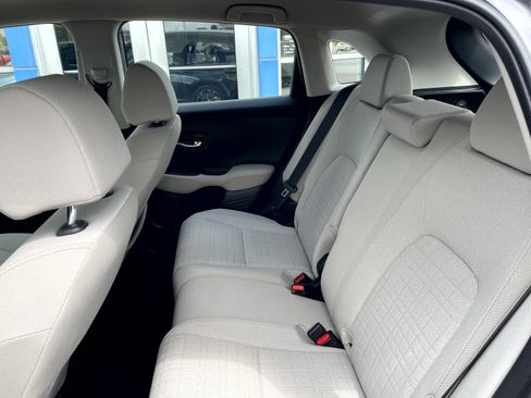 Used 2024 Honda HR-V LX image 9
