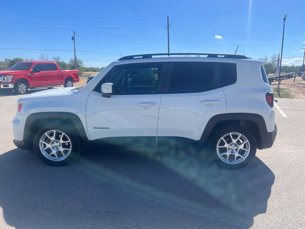 Used 2020 Jeep Renegade Latitude FWD image 2