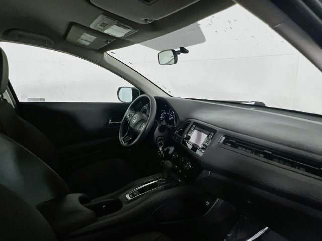 Used 2021 Honda HR-V LX image 10