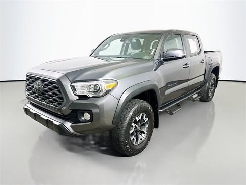 Used 2023 Toyota Tacoma TRD Off-Road image 3