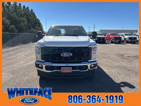 Used 2024 Ford F350 XL w/ XL Chrome Package image 10