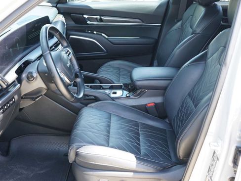 Used 2024 Kia Telluride SX Prestige X-Pro AWD/4WD image 9