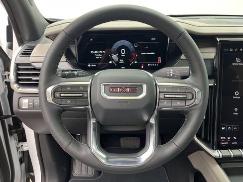 New 2026 GMC Acadia Elevation w/ Elevation Premium Package FWD image 16