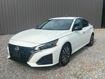 Used 2025 Nissan Altima 2.5 SV