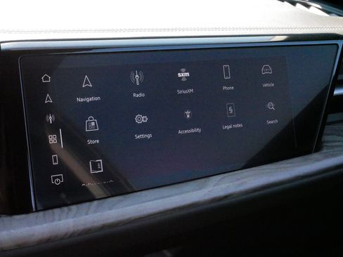 Used 2025 Audi Q5 Prestige image 24