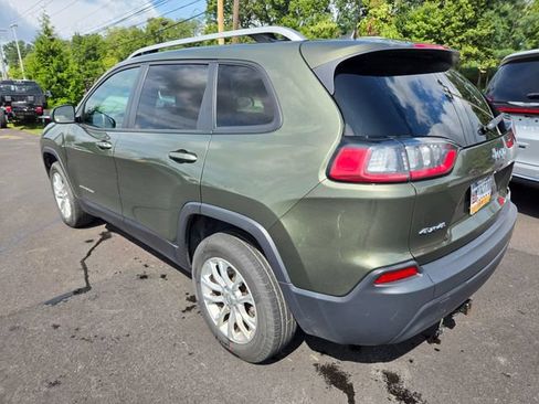 Used 2020 Jeep Cherokee Latitude w/ Advanced Safety Group AWD/4WD image 13