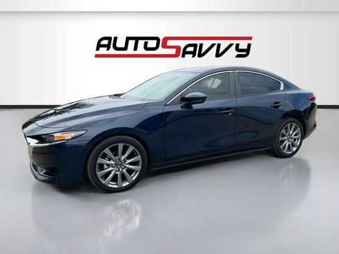 Used 2024 MAZDA MAZDA3 s FWD image 3