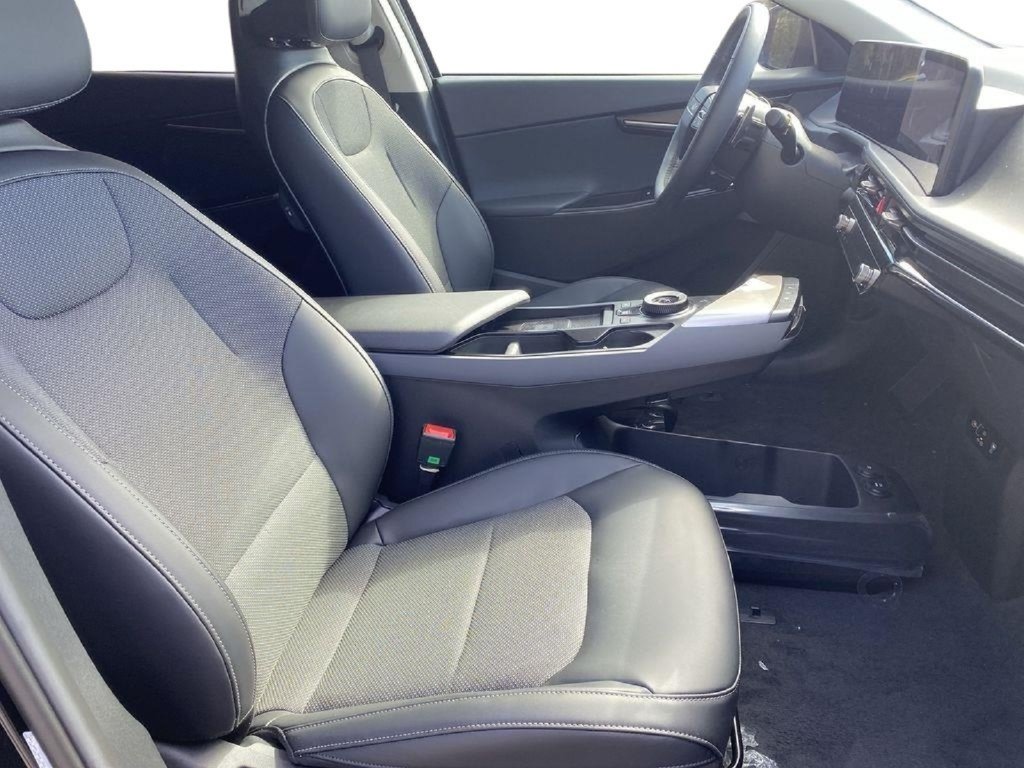 New 2025 Kia EV6 Light AWD/4WD image 25