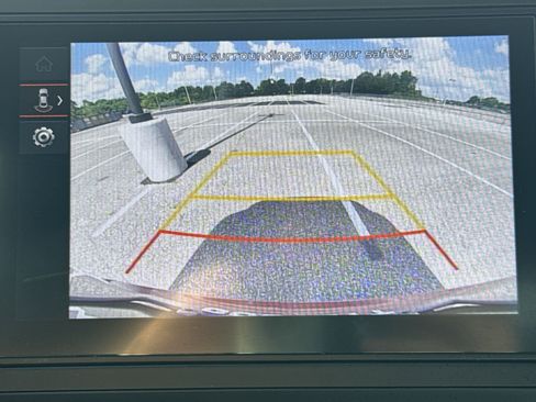 Certified 2024 Kia Carnival LX image 13