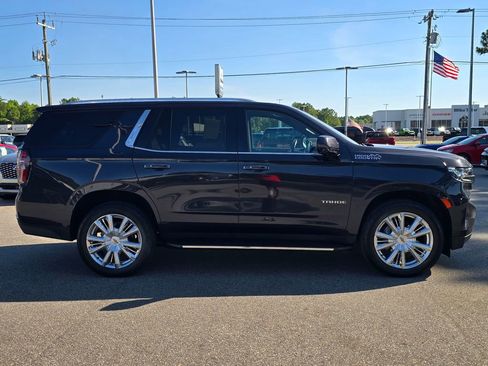 Certified 2022 Chevrolet Tahoe High Country AWD/4WD image 6