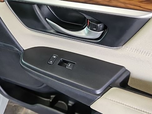 Used 2021 Honda CR-V EX image 12