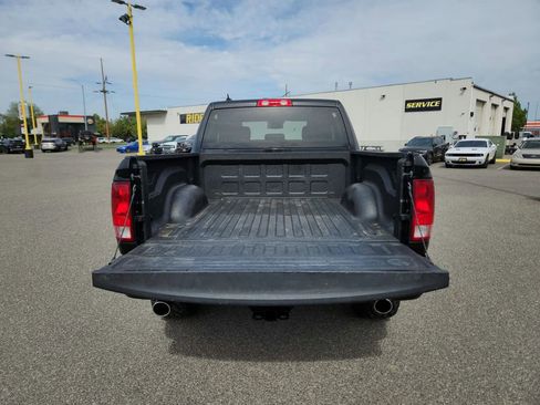 Used 2019 RAM 1500 Express w/ Wheel & Sound Group AWD/4WD image 32