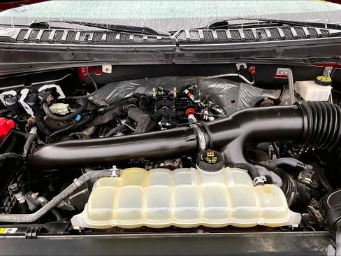 Used 2022 Ford Expedition XLT RWD image 29
