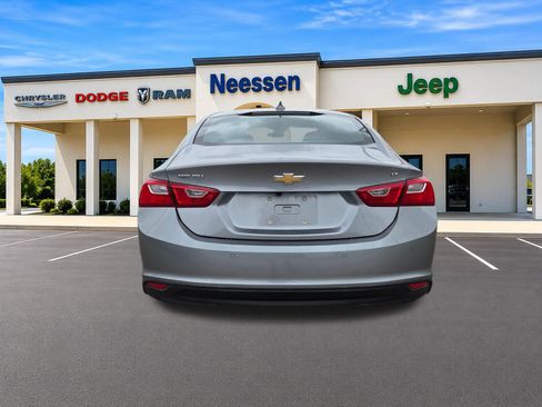 Used 2024 Chevrolet Malibu LT FWD image 6