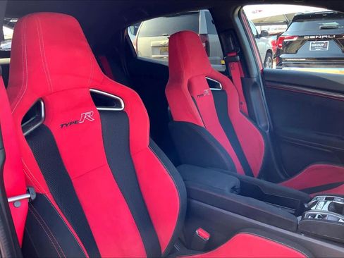Used 2019 Honda Civic Type R image 9
