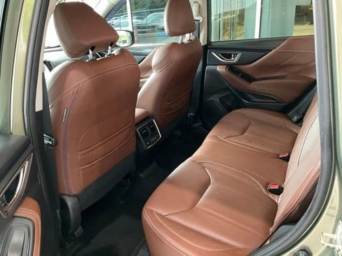 Used 2019 Subaru Forester Touring AWD/4WD image 18