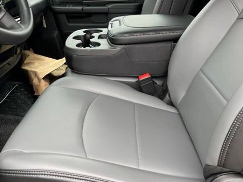 New 2026 RAM 5500 Tradesman AWD/4WD image 4