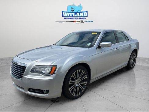 Used 2012 Chrysler 300 S w/ Luxury Group image 1