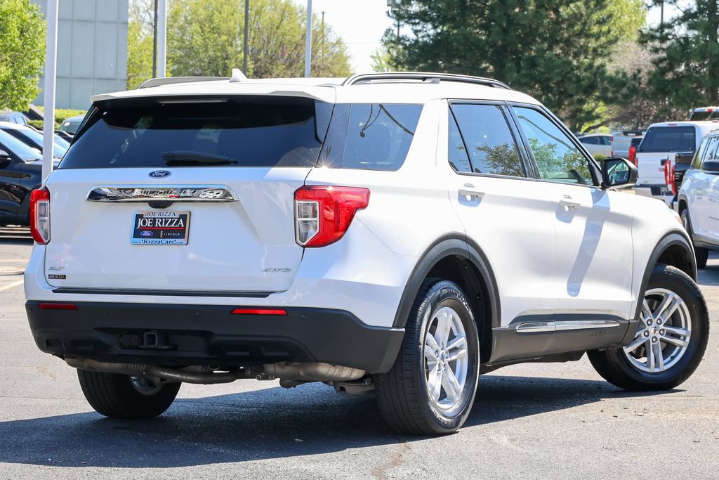 Certified 2023 Ford Explorer XLT w/ Class IV Trailer Tow Package AWD/4WD image 3