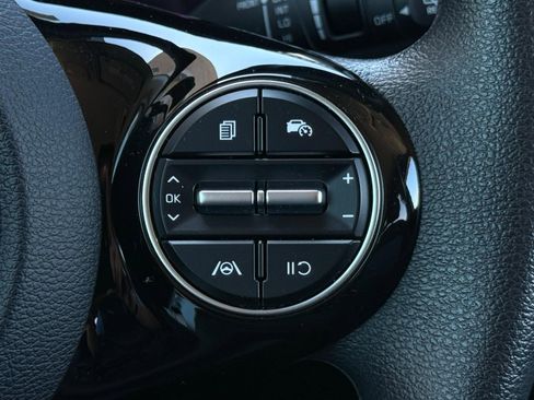 Used 2023 Kia Soul S FWD image 32