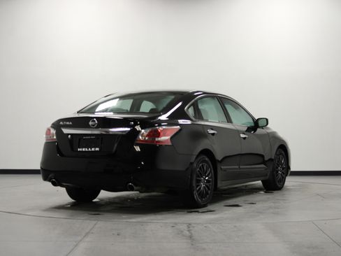 Used 2015 Nissan Altima 2.5 S w/ Power Driver Seat Package image 4