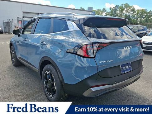 New 2026 Kia Sportage EX image 3