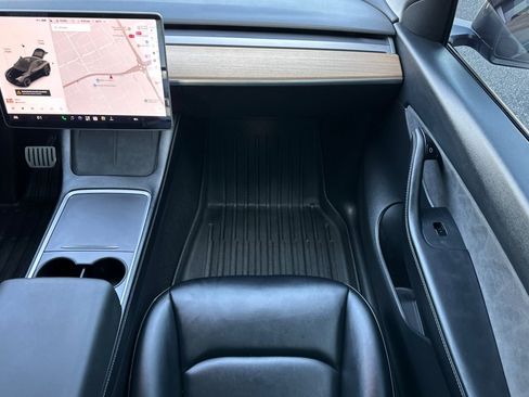 Used 2021 Tesla Model Y Performance AWD/4WD image 29