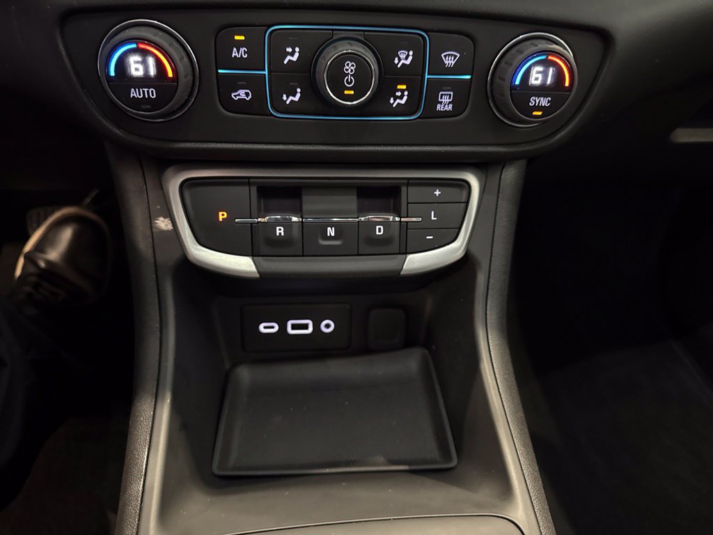 Used 2024 GMC Terrain SLE w/ Driver Convenience Package AWD/4WD image 29