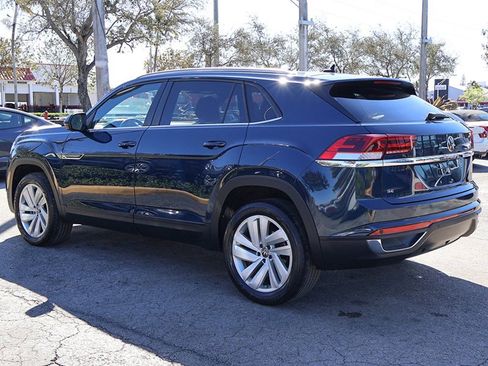 Used 2022 Volkswagen Atlas Cross Sport SE w/ Panoramic Sunroof Package image 9