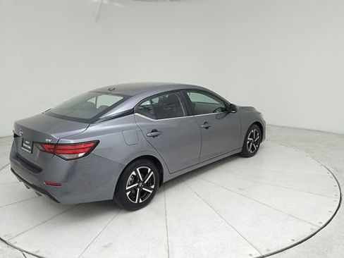 Used 2024 Nissan Sentra SV image 5