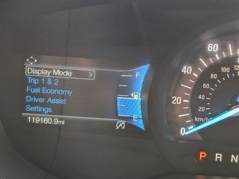Used 2019 Ford Fusion SE w/ Equipment Group 151A FWD image 19