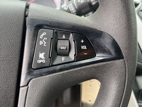 Used 2017 Chevrolet Equinox LS FWD image 20