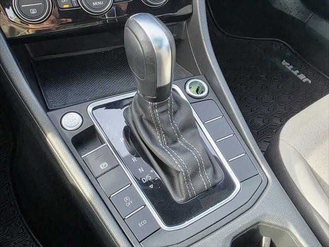 Used 2021 Volkswagen Jetta R-Line FWD image 34