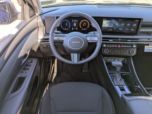 New 2026 Hyundai Tucson SEL FWD image 13