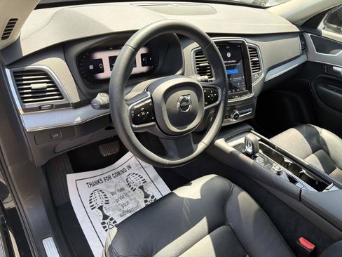 Certified 2023 Volvo XC90 B5 Core AWD/4WD image 9