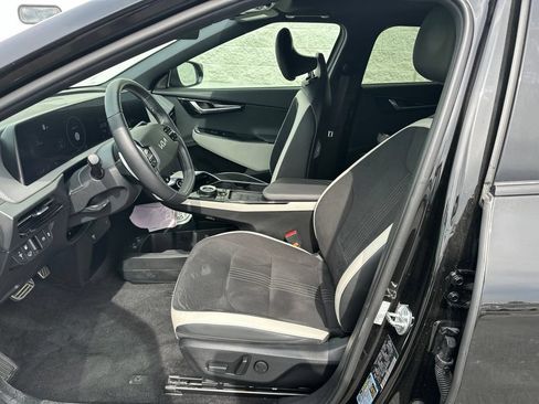 Used 2024 Kia EV6 GT-Line AWD/4WD image 9