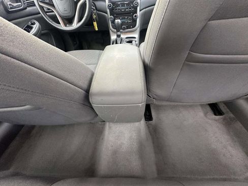 Used 2015 Chevrolet Malibu LS image 23