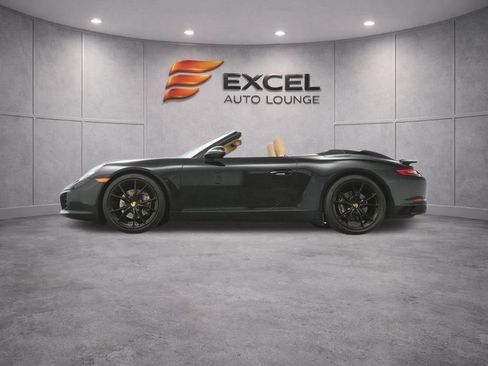 Used 2017 Porsche 911 Carrera RWD image 35