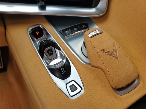 Certified 2021 Chevrolet Corvette Stingray Premium Conv w/ Z51 Performance Package image 23