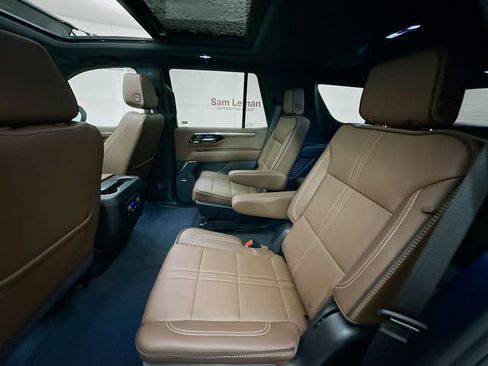 Used 2025 Chevrolet Tahoe High Country image 28