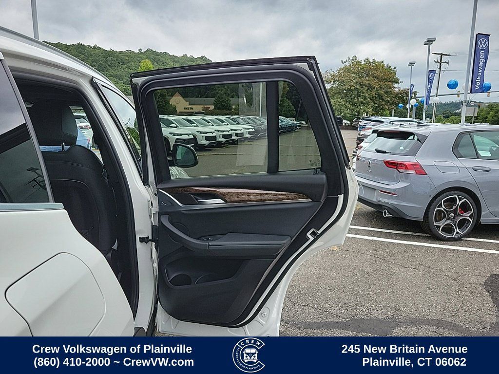 Used 2019 BMW X3 xDrive30i w/ Driving Assistance Package AWD/4WD image 48