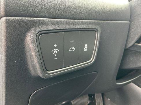 Certified 2022 Hyundai Santa Cruz SEL Premium image 12