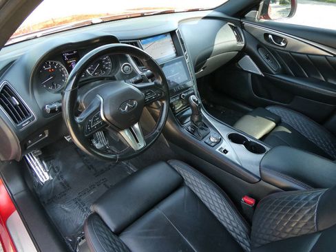 Used 2019 INFINITI Q50 Red Sport 400 w/ Sensory Package AWD/4WD image 10