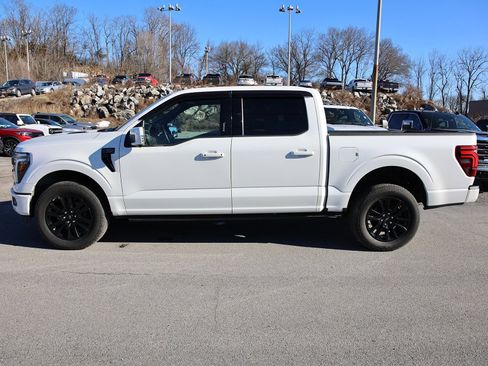 Used 2024 Ford F150 Platinum w/ Equipment Group 702A High image 4