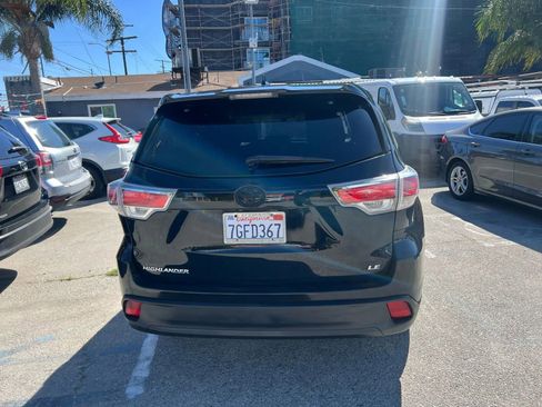 Used 2014 Toyota Highlander Plus image 6