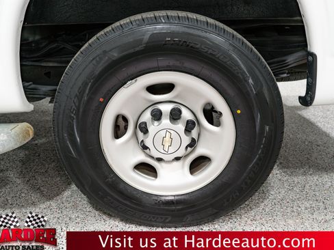 Used 2023 Chevrolet Express 2500 w/ Driver Convenience Package image 10